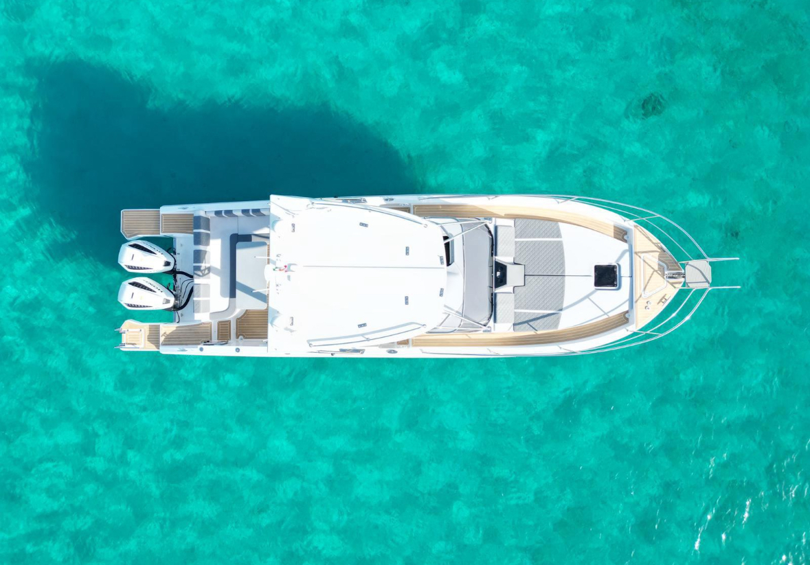 Dream Rental boat